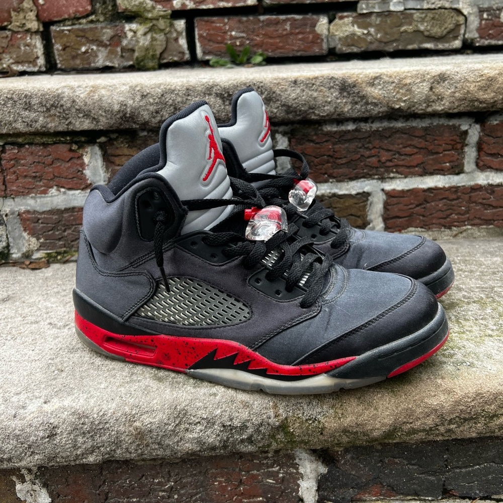 Jordan 5 Satin Bred